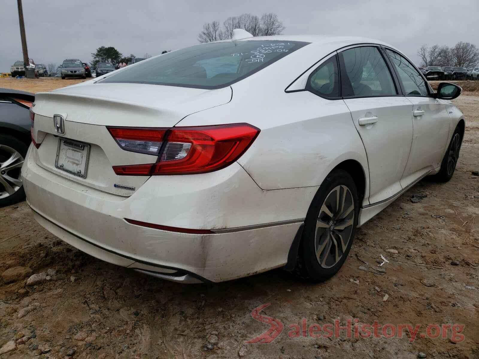 1HGCV3F40JA002046 2018 HONDA ACCORD