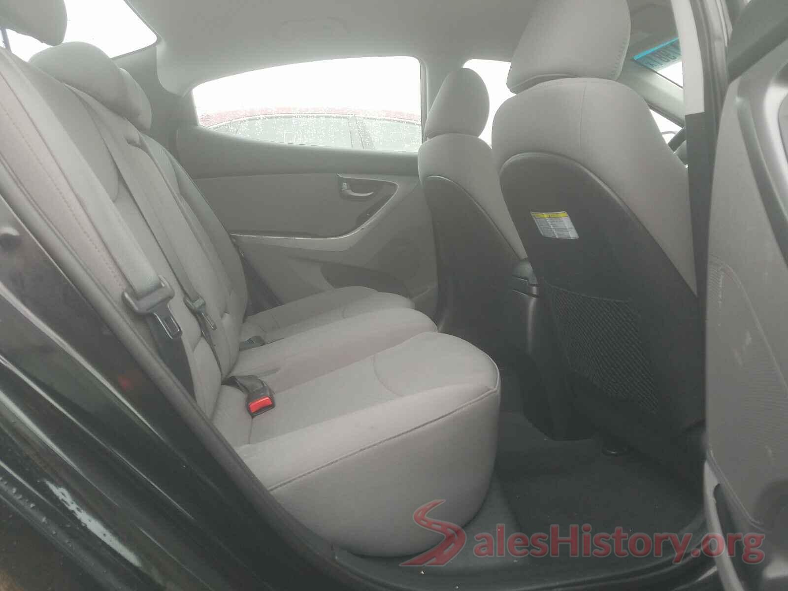 5NPDH4AE2GH657150 2016 HYUNDAI ELANTRA