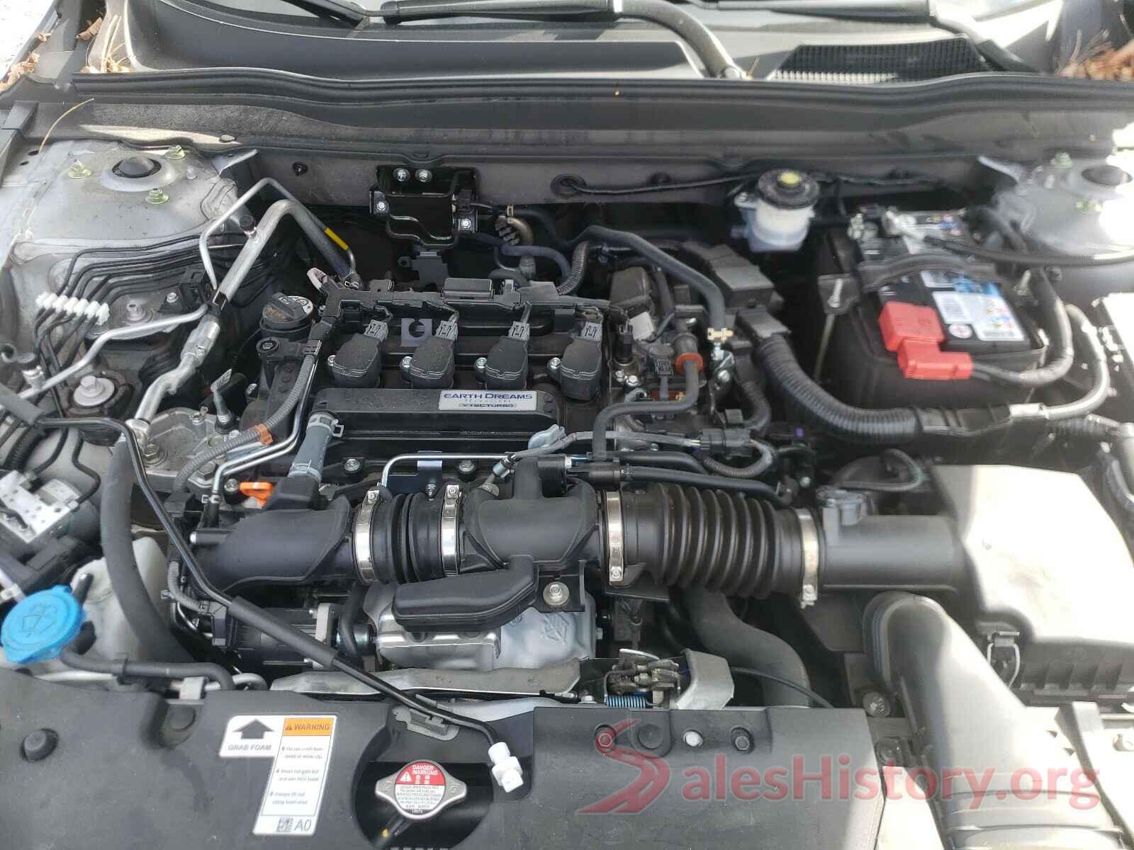 1HGCV1F36JA250944 2018 HONDA ACCORD