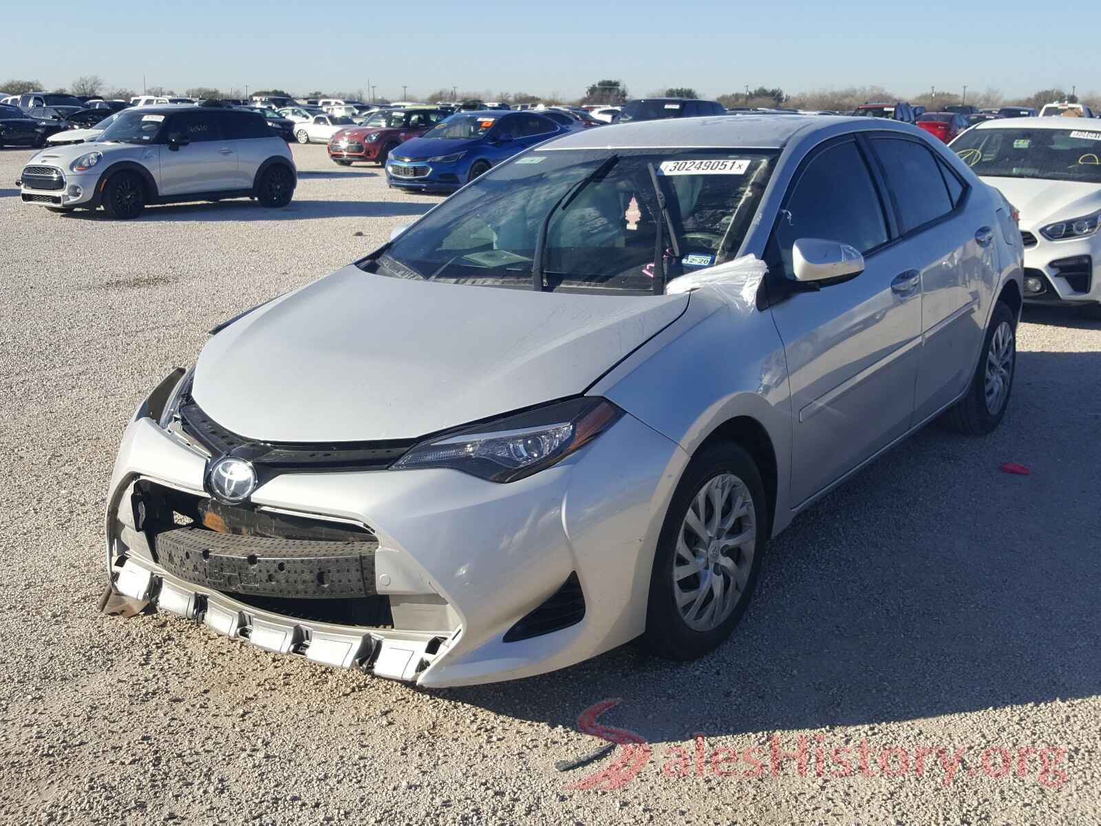 5YFBURHEXHP606828 2017 TOYOTA COROLLA