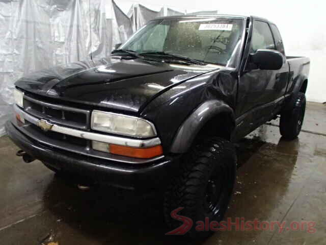 3MZBN1W35JM214477 2003 CHEVROLET S10