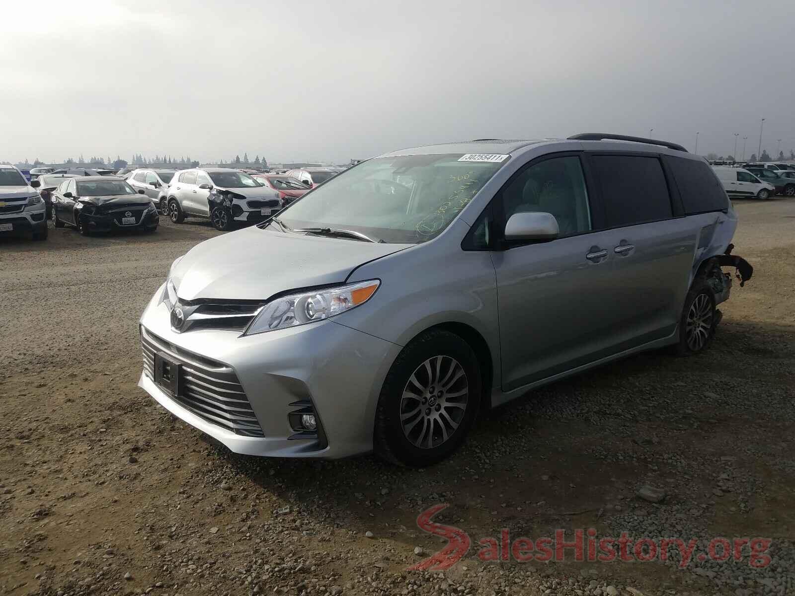 5TDYZ3DC6KS002026 2019 TOYOTA SIENNA