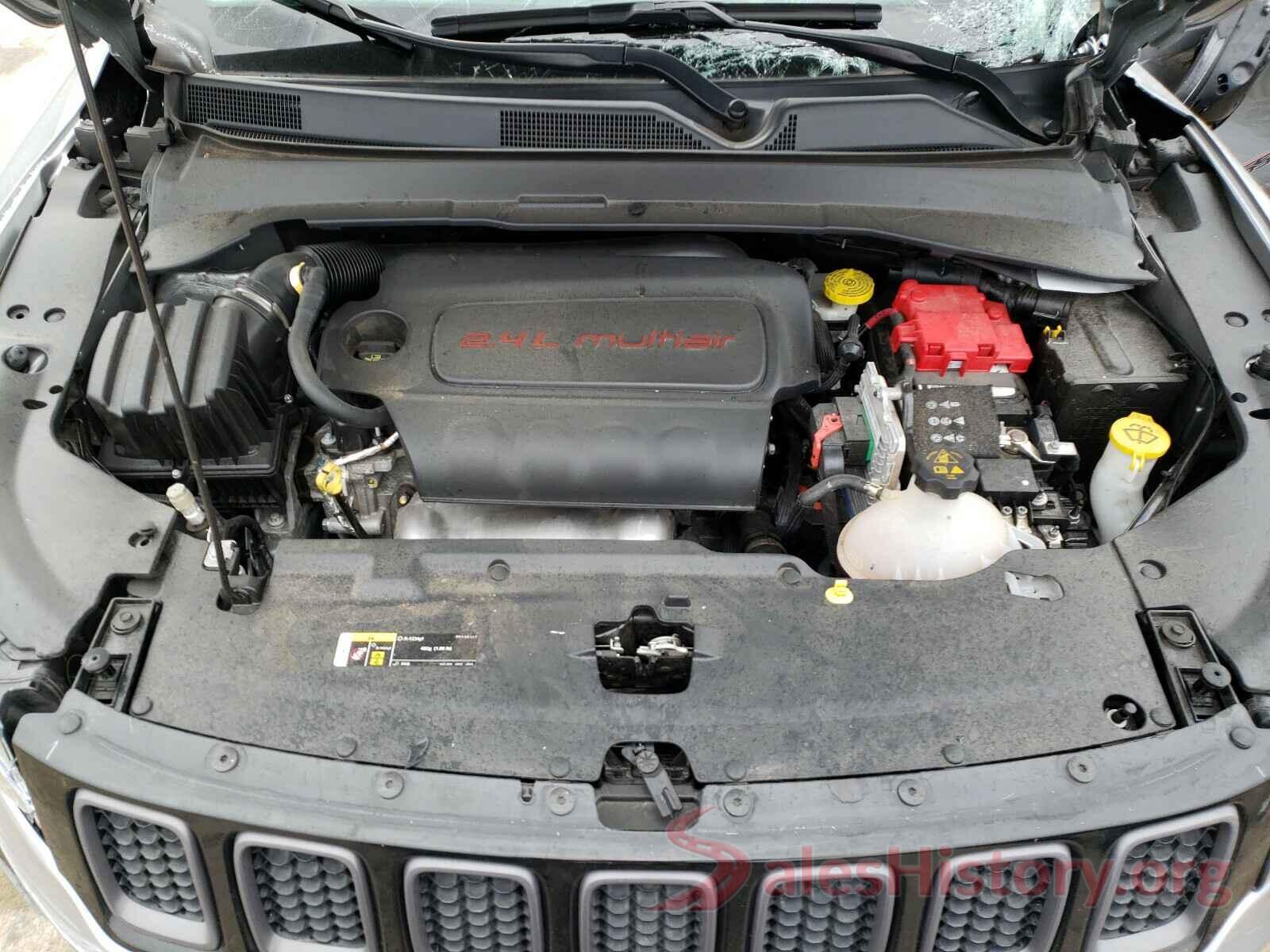 3C4NJDDB8KT744683 2019 JEEP COMPASS