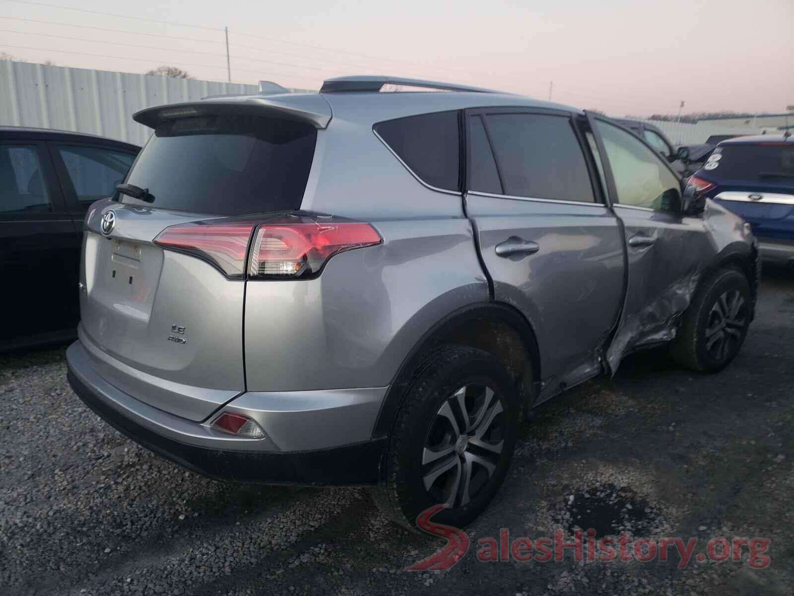 JTMBFREV7JJ215581 2018 TOYOTA RAV4