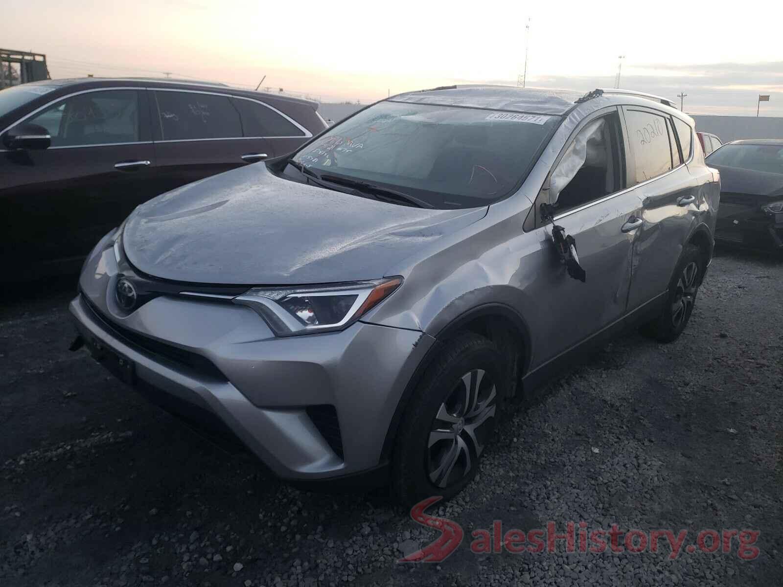 JTMBFREV7JJ215581 2018 TOYOTA RAV4