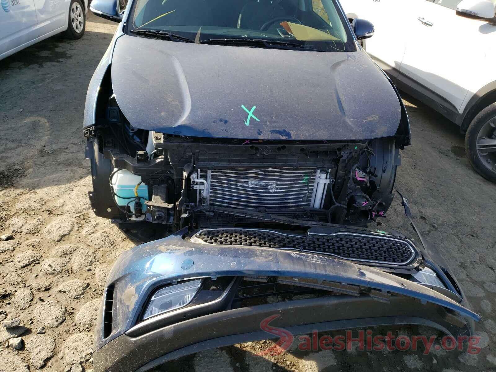 KNDCE3LC3K5304676 2019 KIA NIRO