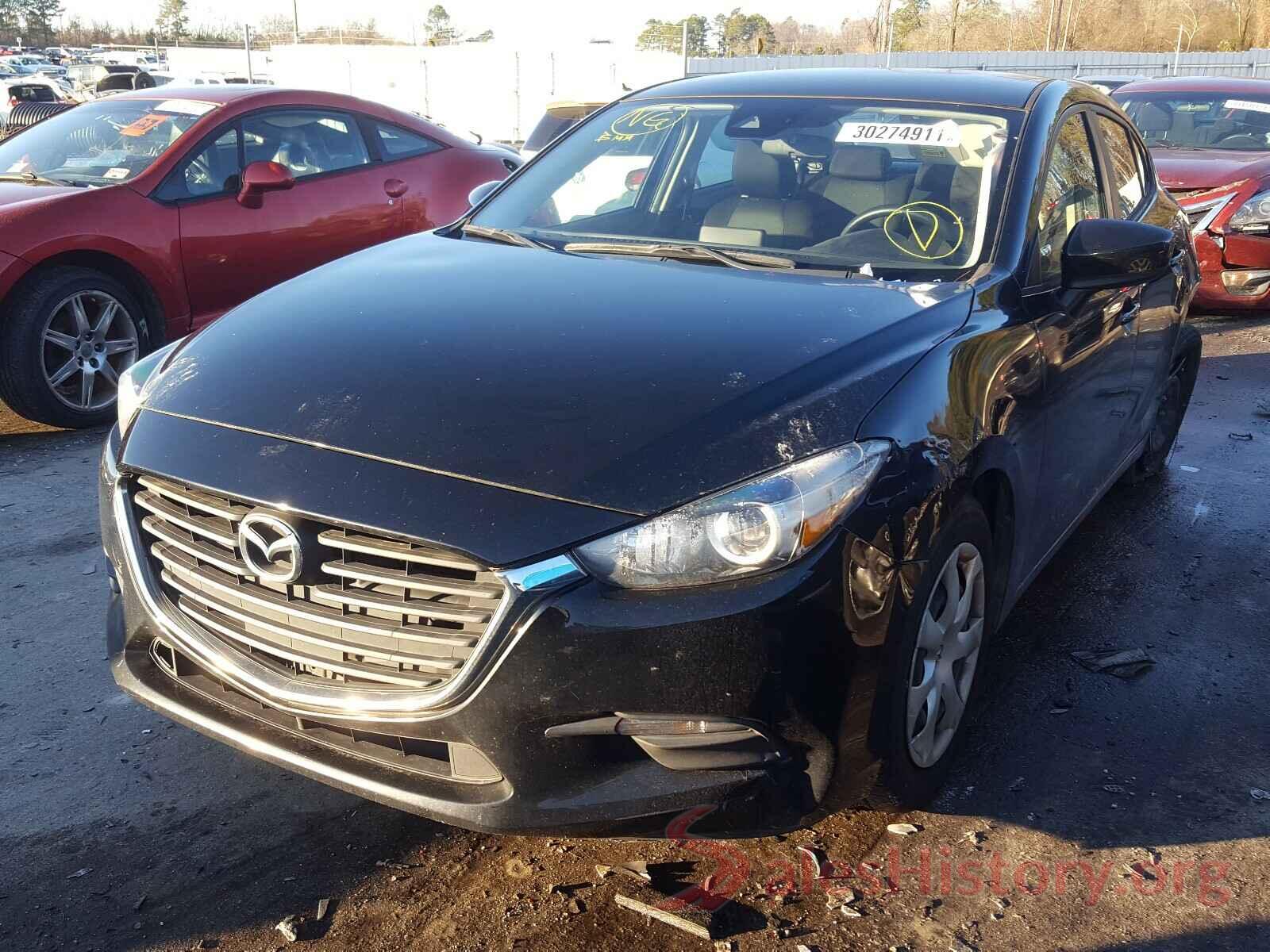 3MZBN1U7XJM164939 2018 MAZDA 3