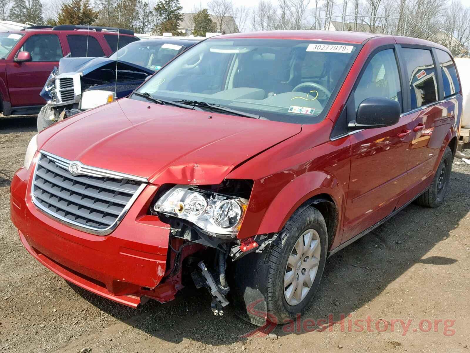 1FTYE1CM2GKB50859 2010 CHRYSLER TOWN & COU