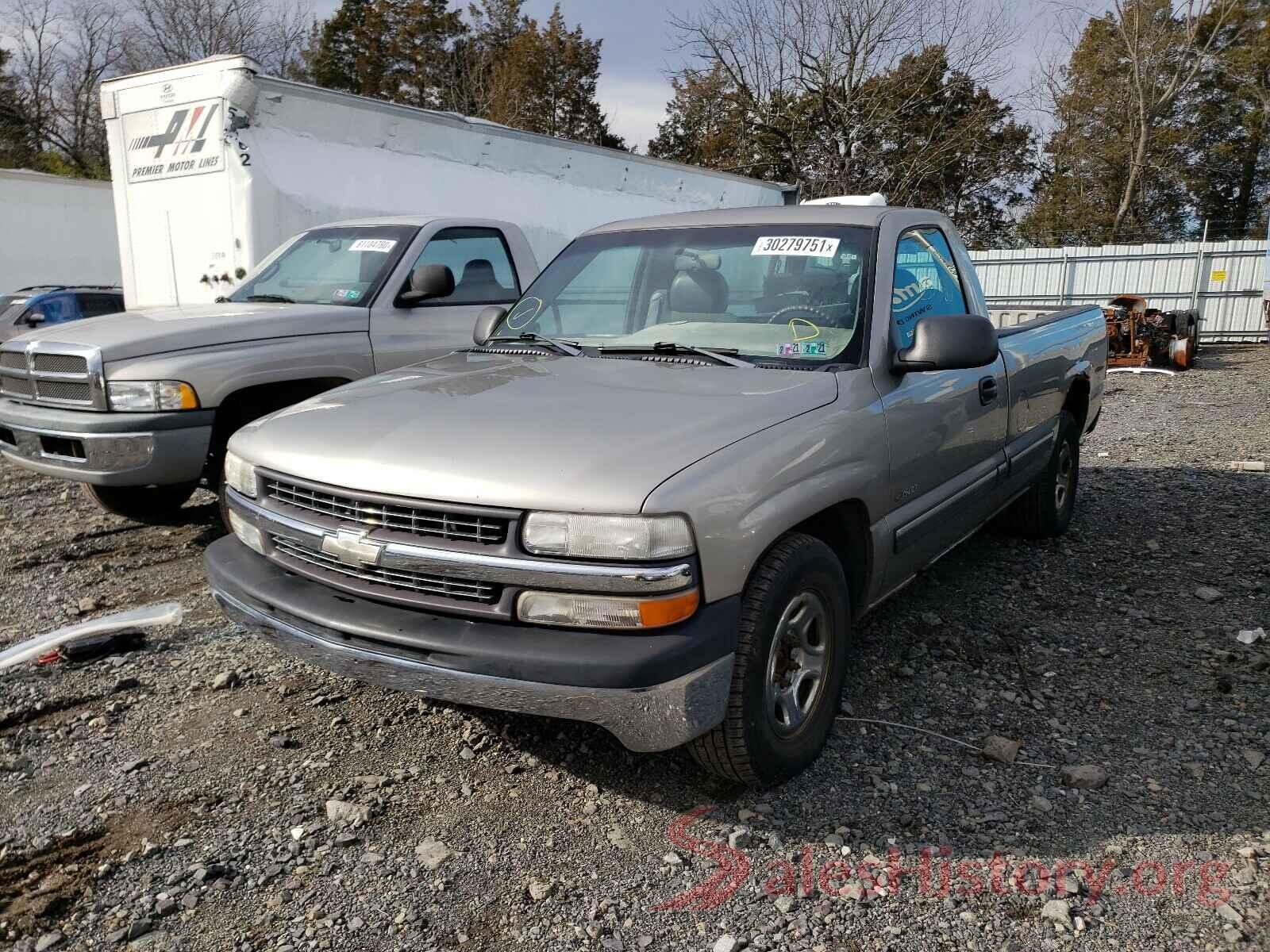 KNDJP3A50J7575722 2001 CHEVROLET SILVERADO