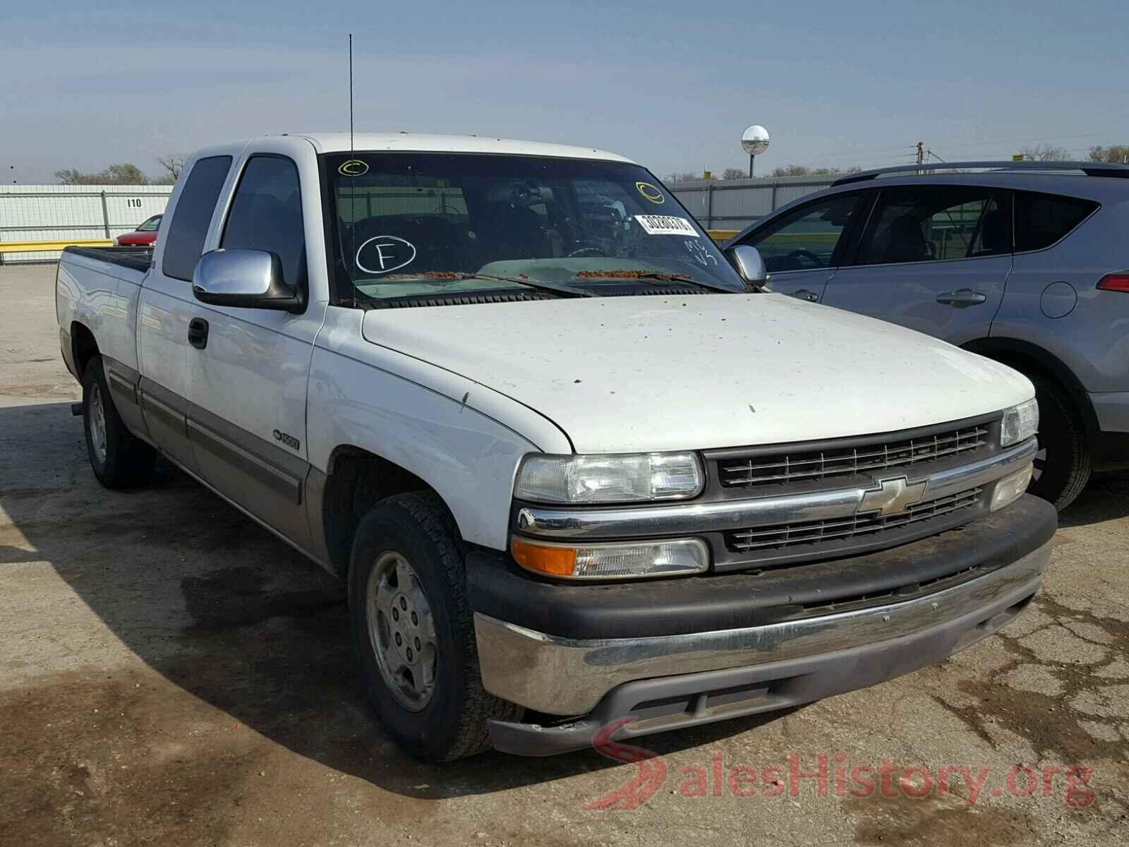 3KPF24AD0KE135213 2001 CHEVROLET SILVERADO