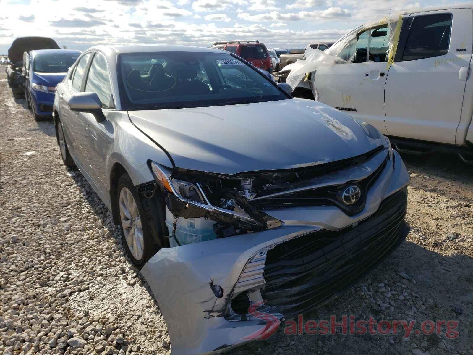 4T1C11AK8LU390886 2020 TOYOTA CAMRY