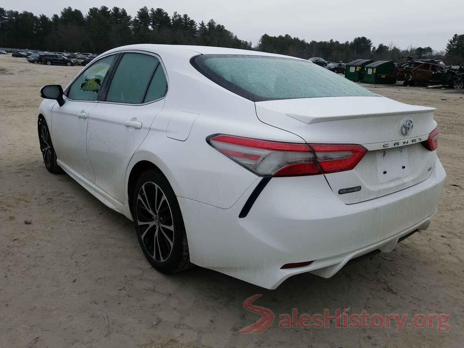 4T1B11HK2JU539615 2018 TOYOTA CAMRY