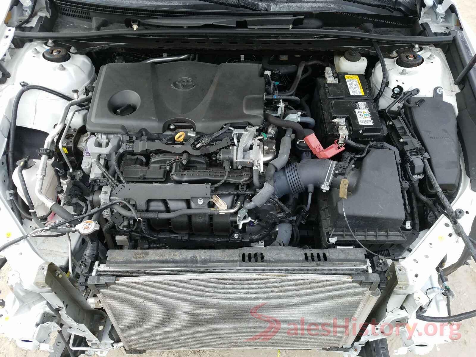 4T1B11HK2JU539615 2018 TOYOTA CAMRY