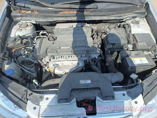 KNMAT2MT7HP579888 2010 HYUNDAI ELANTRA