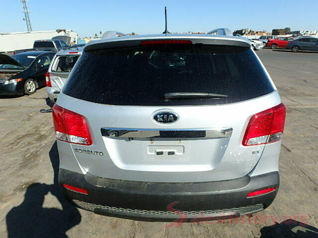 ML32F3FJ1JHF10696 2012 KIA SORENTO