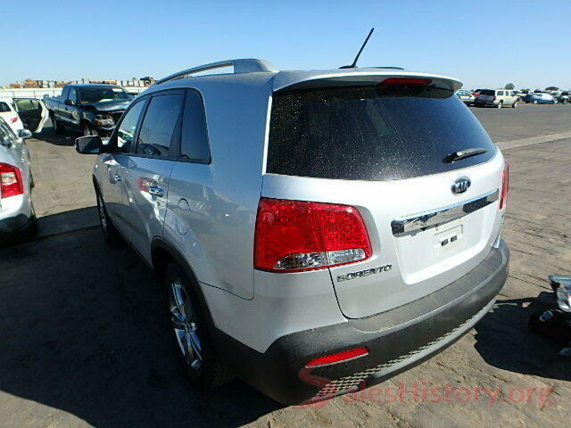 ML32F3FJ1JHF10696 2012 KIA SORENTO