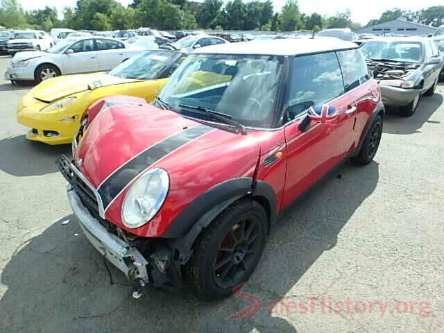 3N1AB7AP8KY300450 2005 MINI COOPER