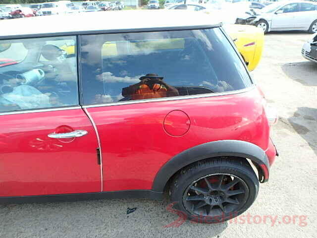 3N1AB7AP8KY300450 2005 MINI COOPER