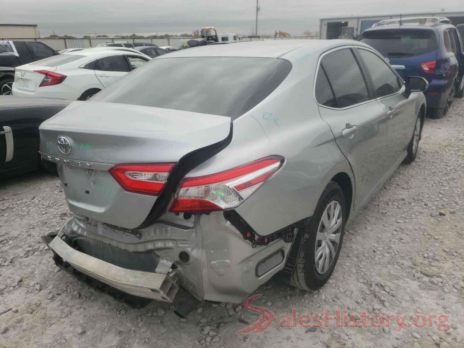 4T1B11HK0JU628342 2018 TOYOTA CAMRY