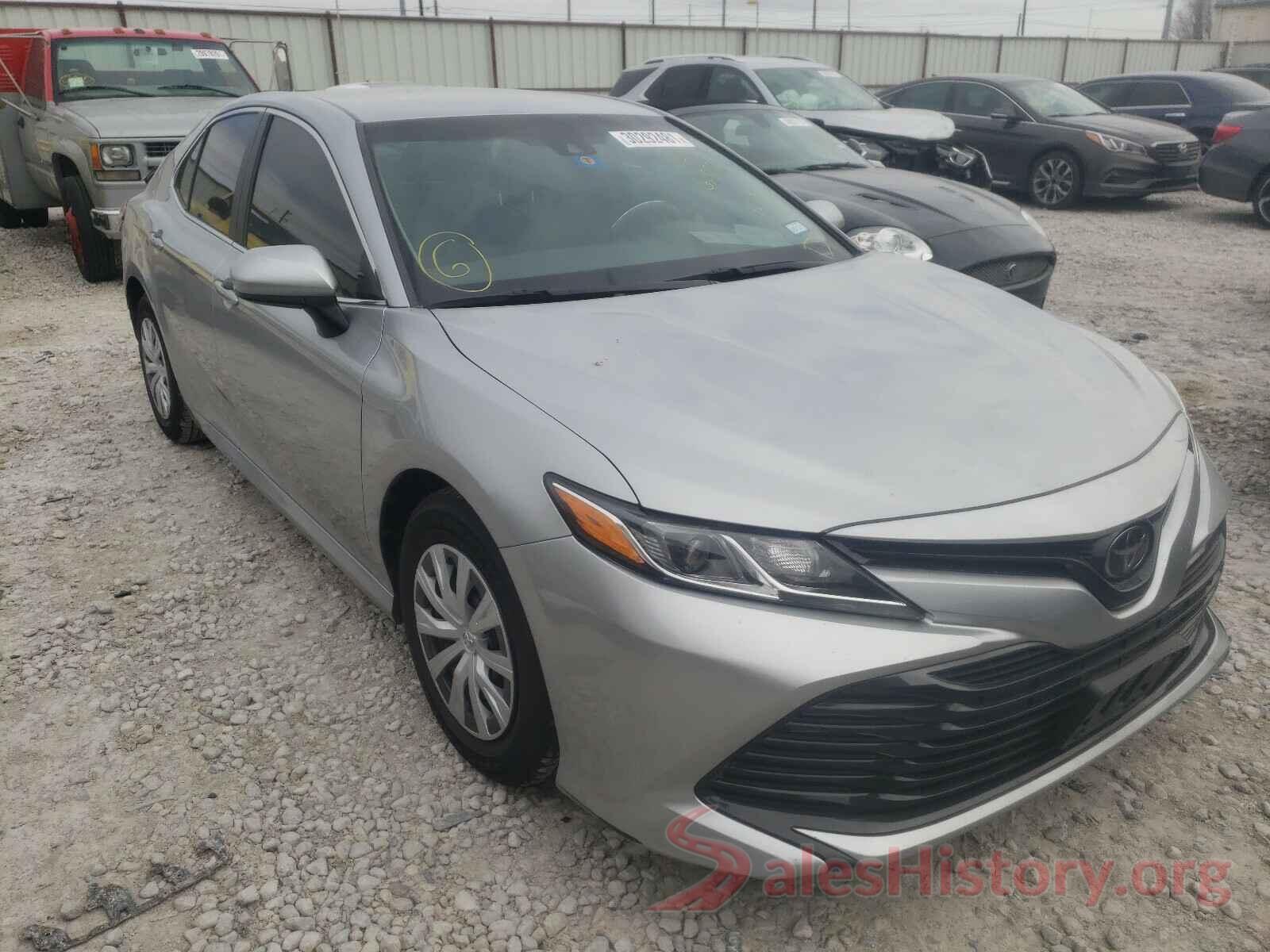 4T1B11HK0JU628342 2018 TOYOTA CAMRY