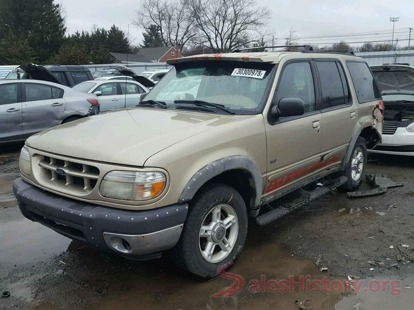 JM3KFACM1K0666483 2001 FORD EXPLORER