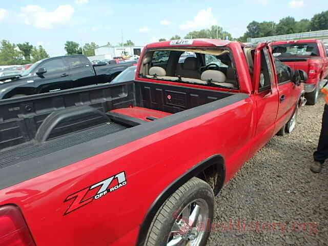 5XXG34J26MG010307 2003 GMC SIERRA