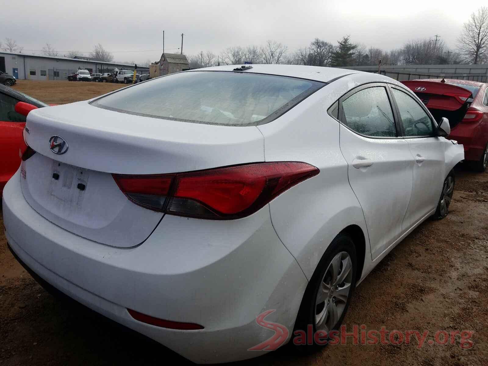 5NPDH4AE3GH724693 2016 HYUNDAI ELANTRA