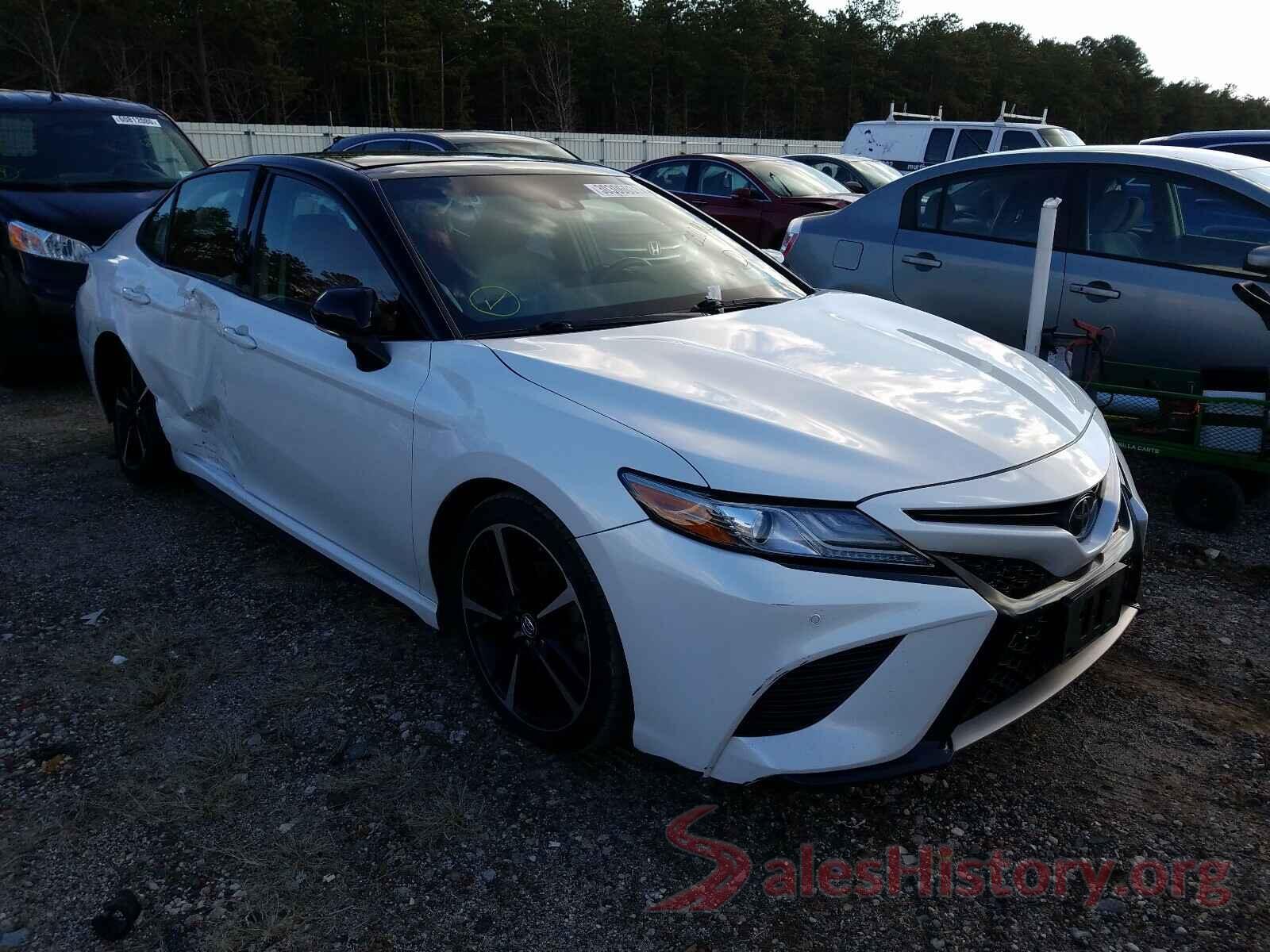 4T1BZ1HK6JU010001 2018 TOYOTA CAMRY