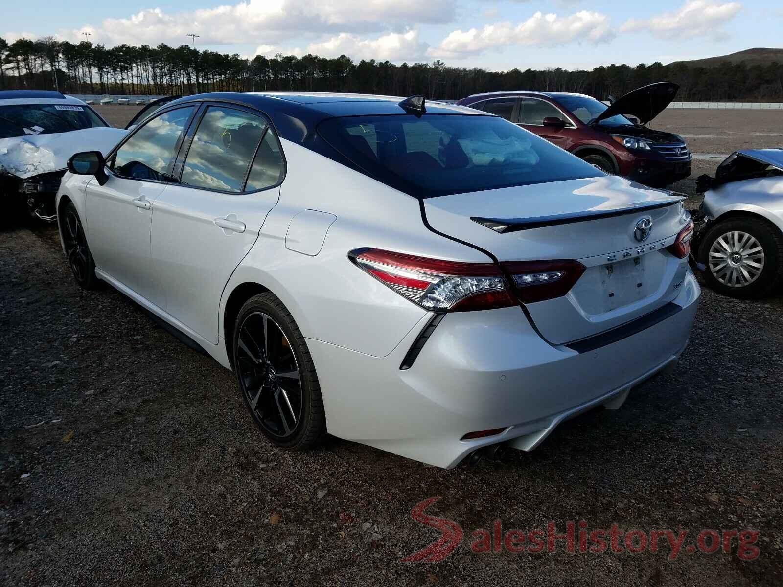 4T1BZ1HK6JU010001 2018 TOYOTA CAMRY