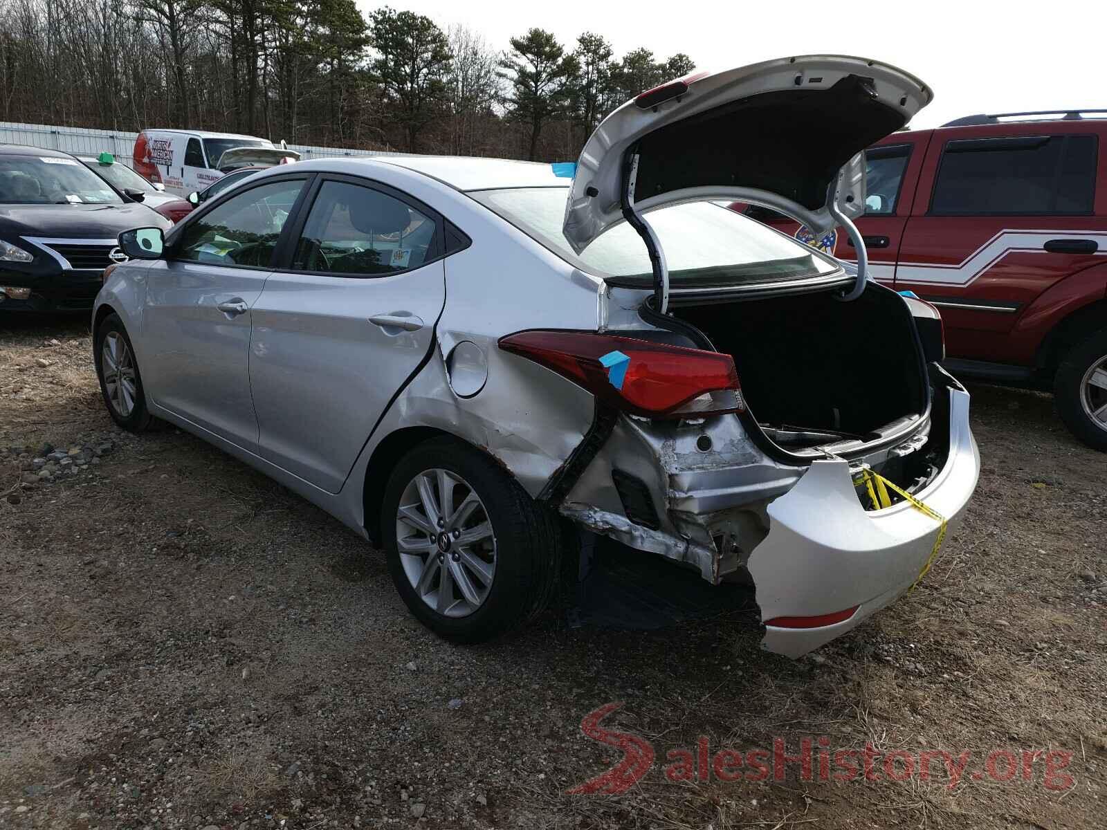 5NPDH4AE0GH684640 2016 HYUNDAI ELANTRA