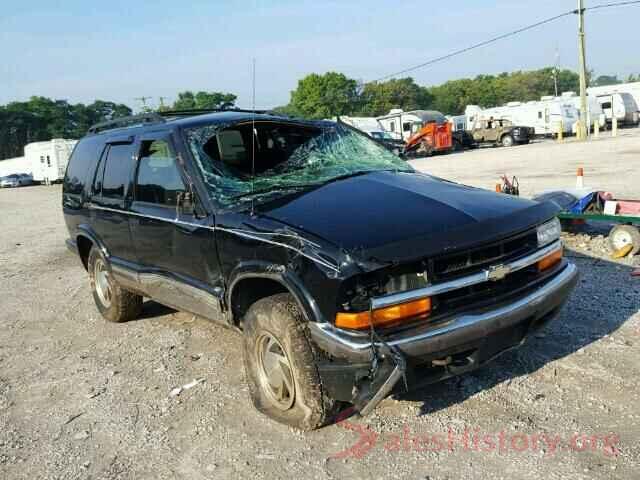 1G1PC5SH4G7110582 2000 CHEVROLET BLAZER