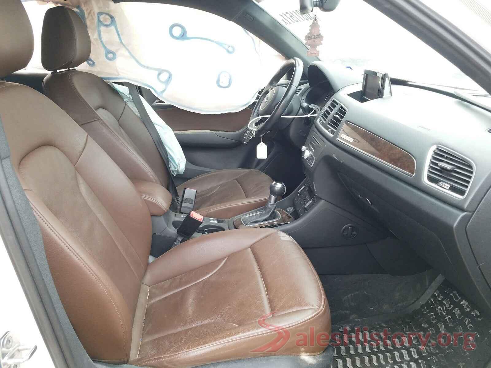 WA1JCCFS4HR000977 2017 AUDI Q3