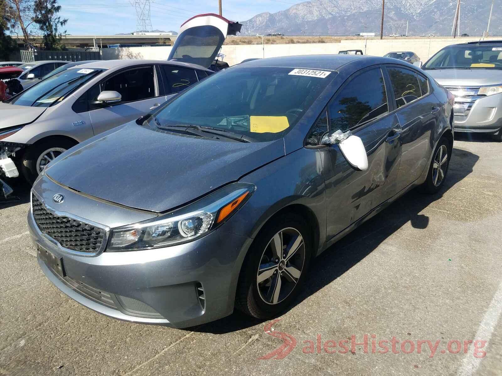 3KPFL4A75JE281936 2018 KIA FORTE