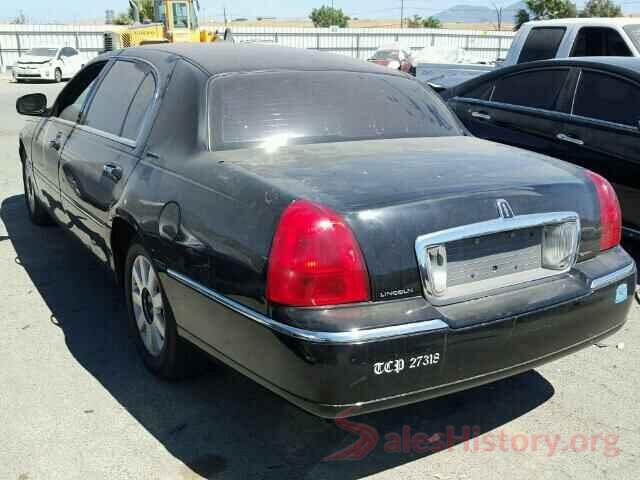 4S3BWAD69M3004483 2005 LINCOLN TOWNCAR