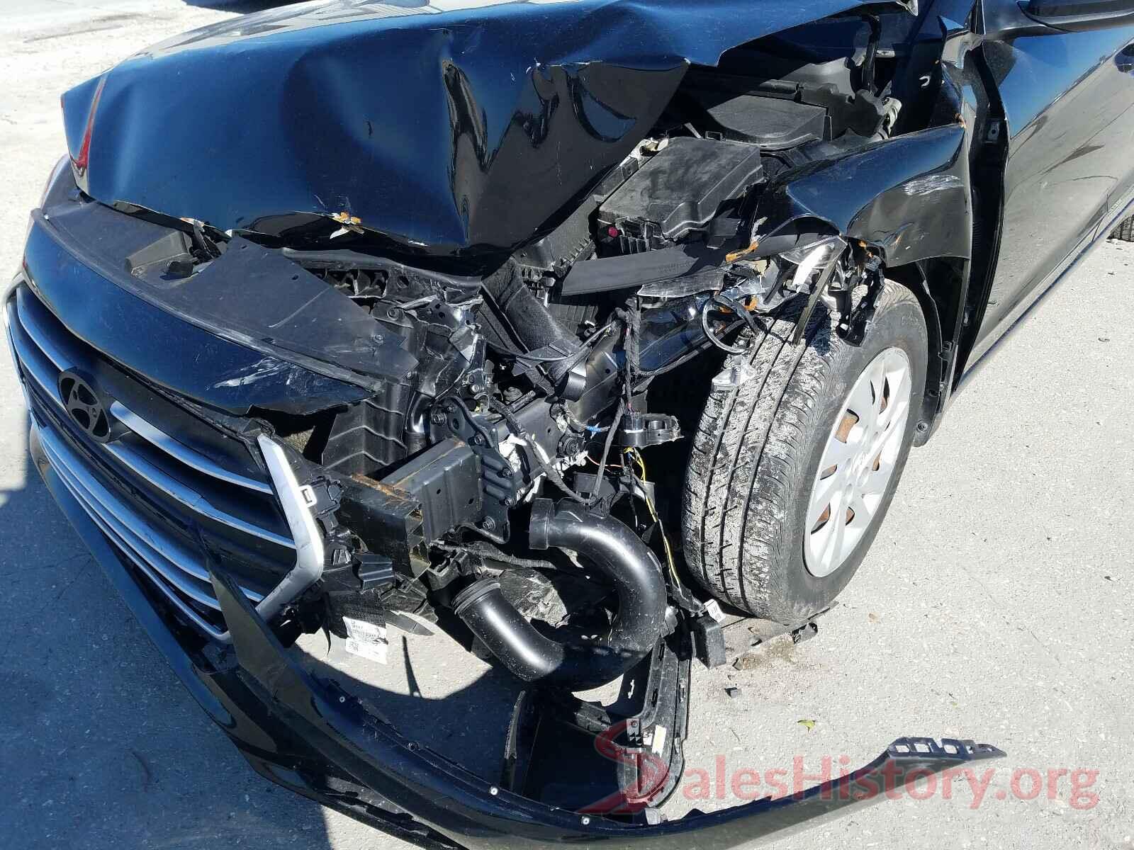 5NPD74LF0JH285369 2018 HYUNDAI ELANTRA