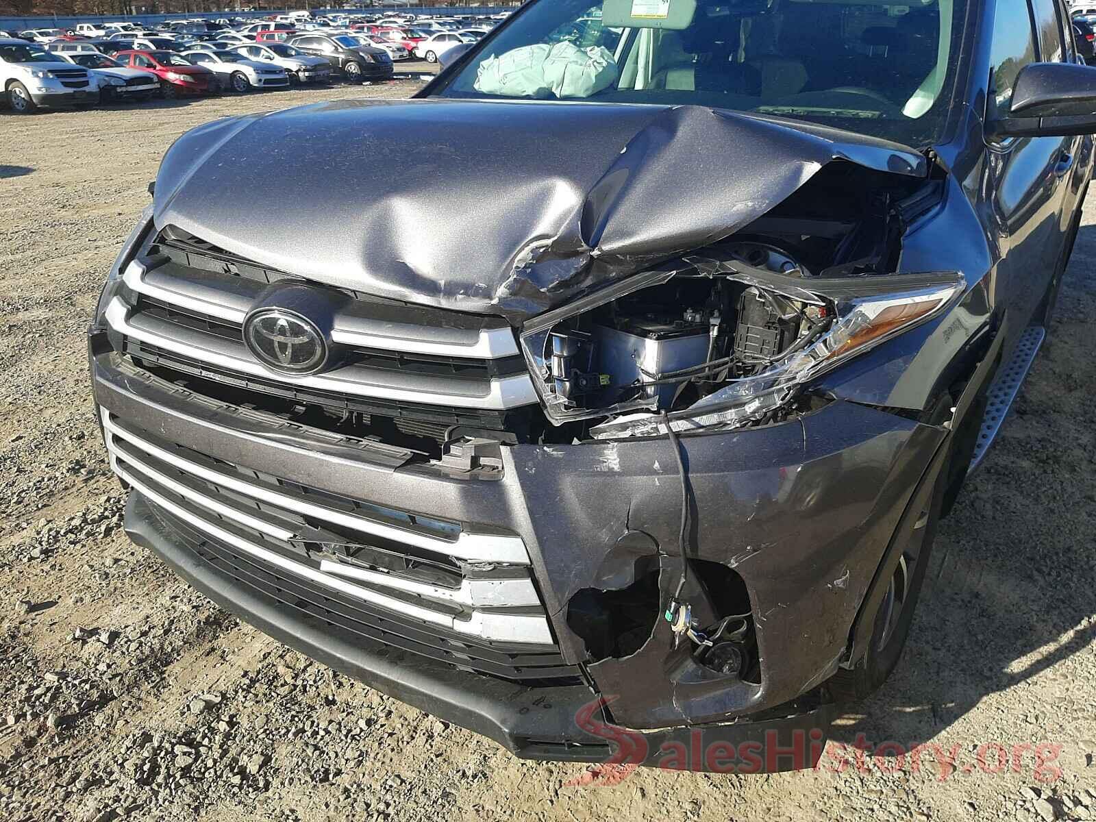 5TDKZRFH0HS220330 2017 TOYOTA HIGHLANDER