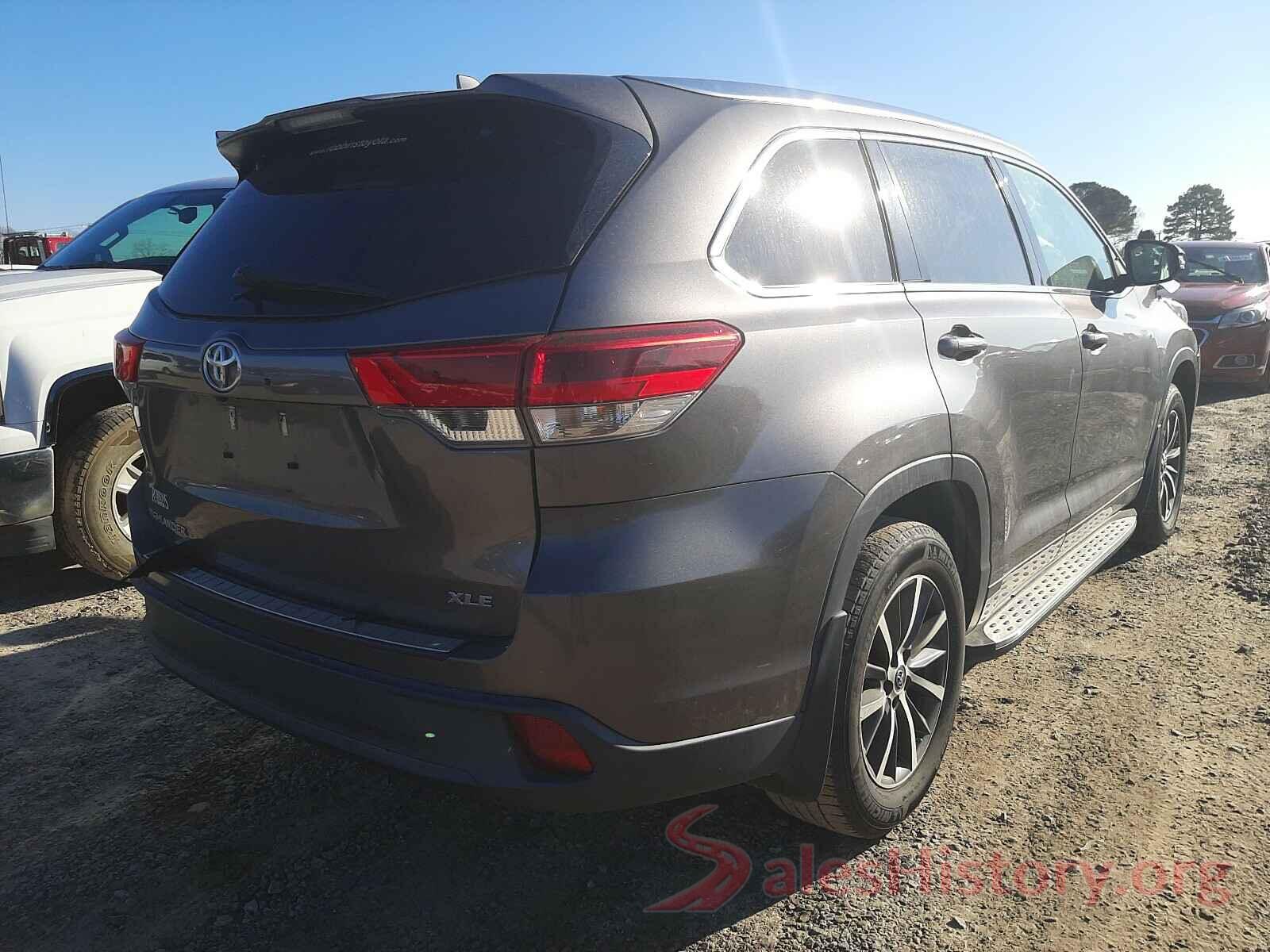 5TDKZRFH0HS220330 2017 TOYOTA HIGHLANDER