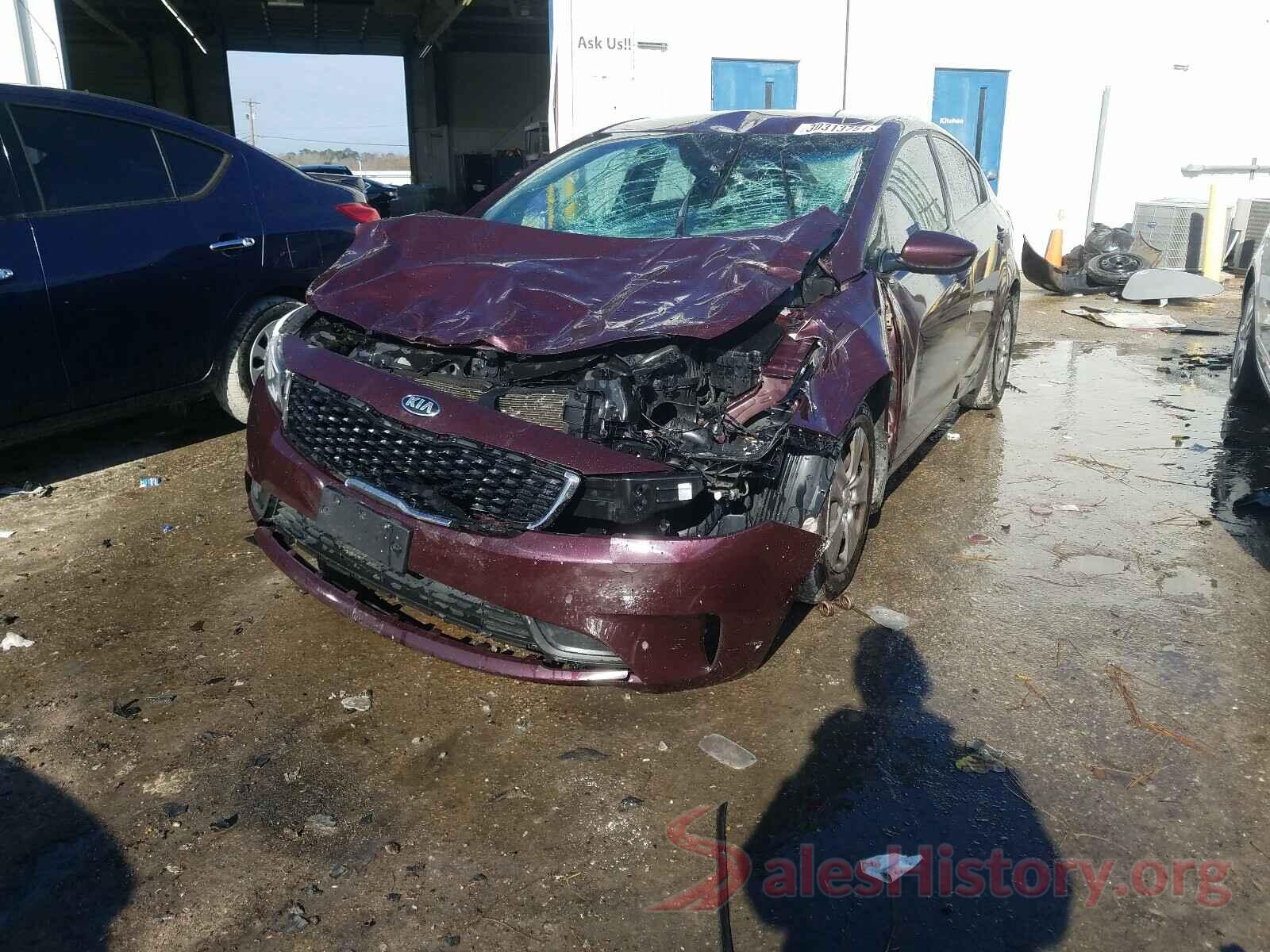 3KPFL4A76HE091640 2017 KIA FORTE