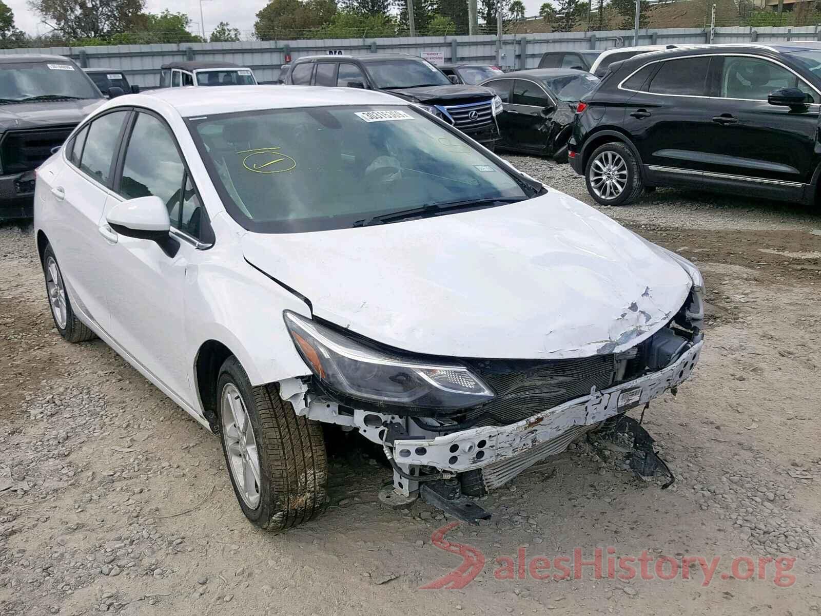 1GCVKNEH7JZ373951 2017 CHEVROLET CRUZE