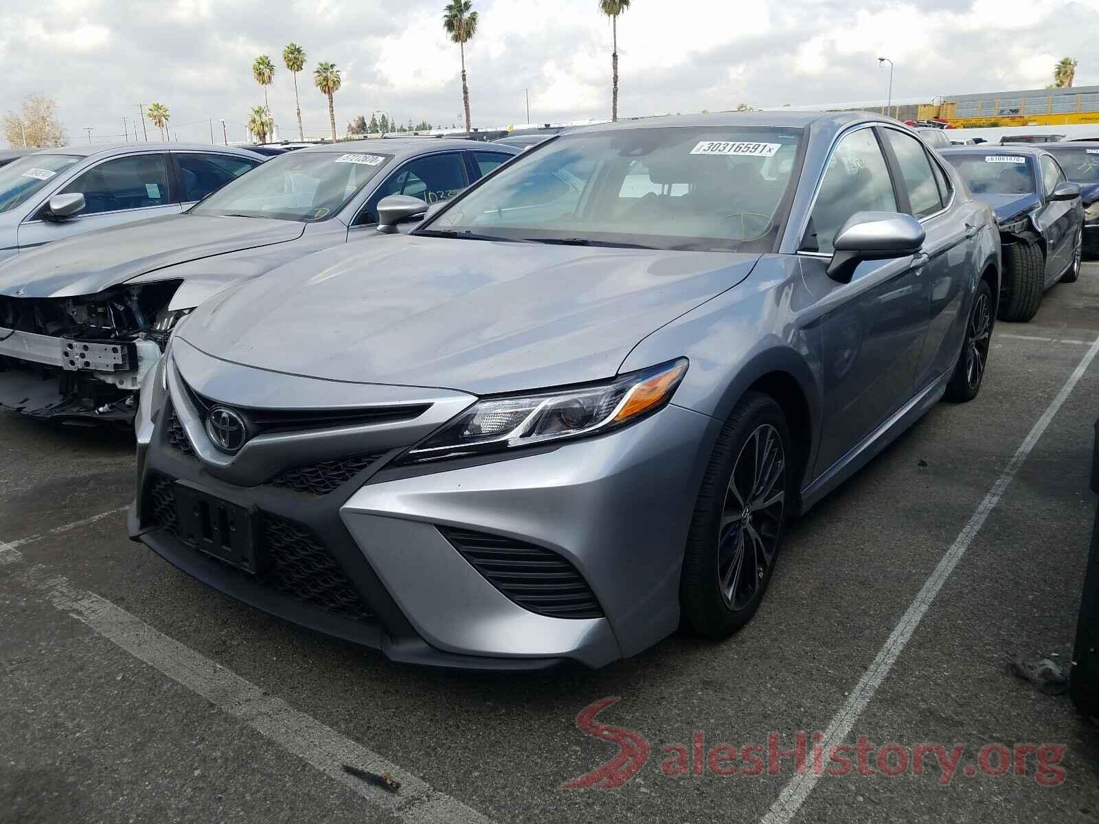 2T3WFREV3HW315285 2019 TOYOTA CAMRY