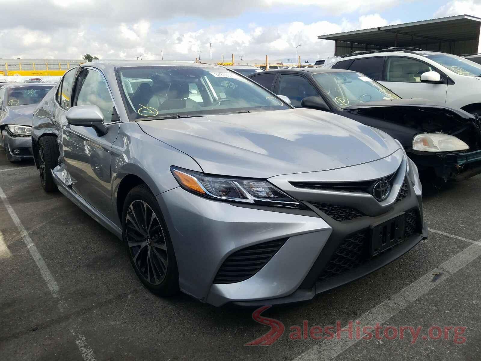 2T3WFREV3HW315285 2019 TOYOTA CAMRY