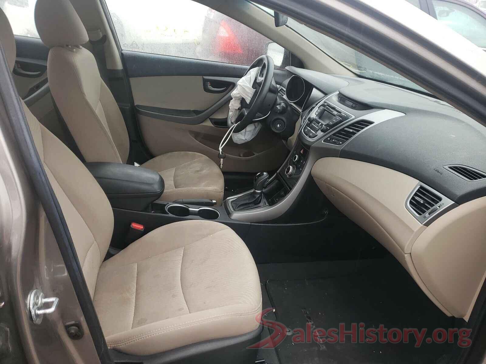 5NPDH4AE6GH719696 2016 HYUNDAI ELANTRA