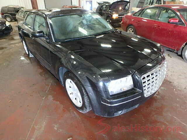 5TDYZ3DC1KS016349 2005 CHRYSLER 300