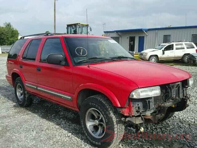 3HGGK5H86JM729314 2000 CHEVROLET BLAZER