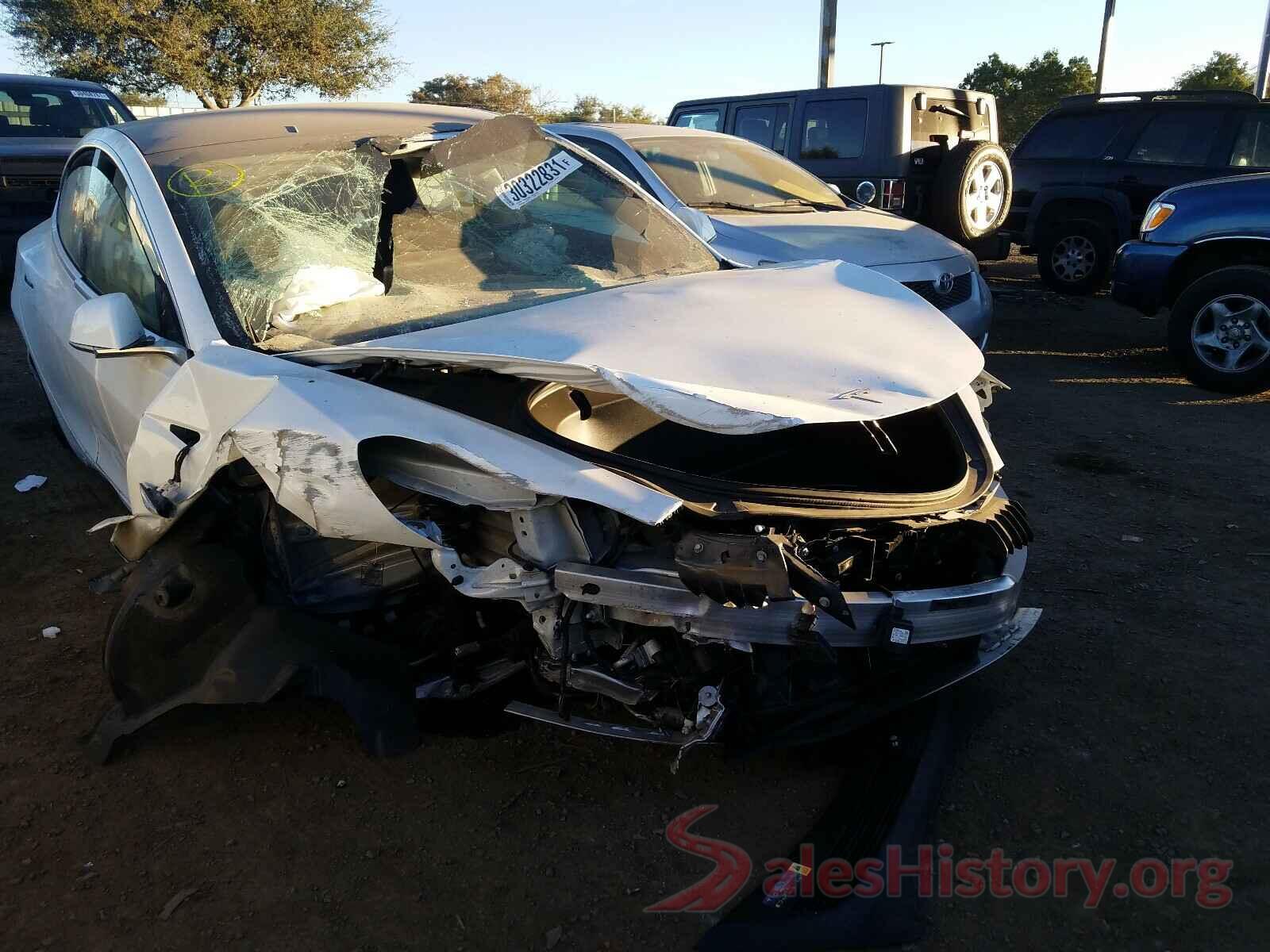 5YJ3E1EA8JF043509 2018 TESLA MODEL 3