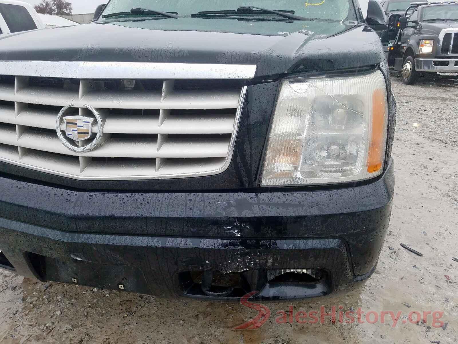 3GNAXUEV9KS510295 2002 CADILLAC ESCALADE