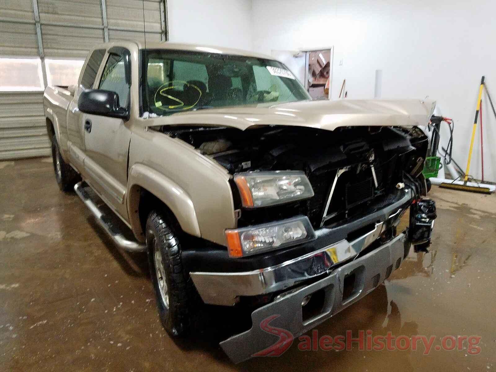 3N1CP5CU7JL521471 2004 CHEVROLET SILVERADO