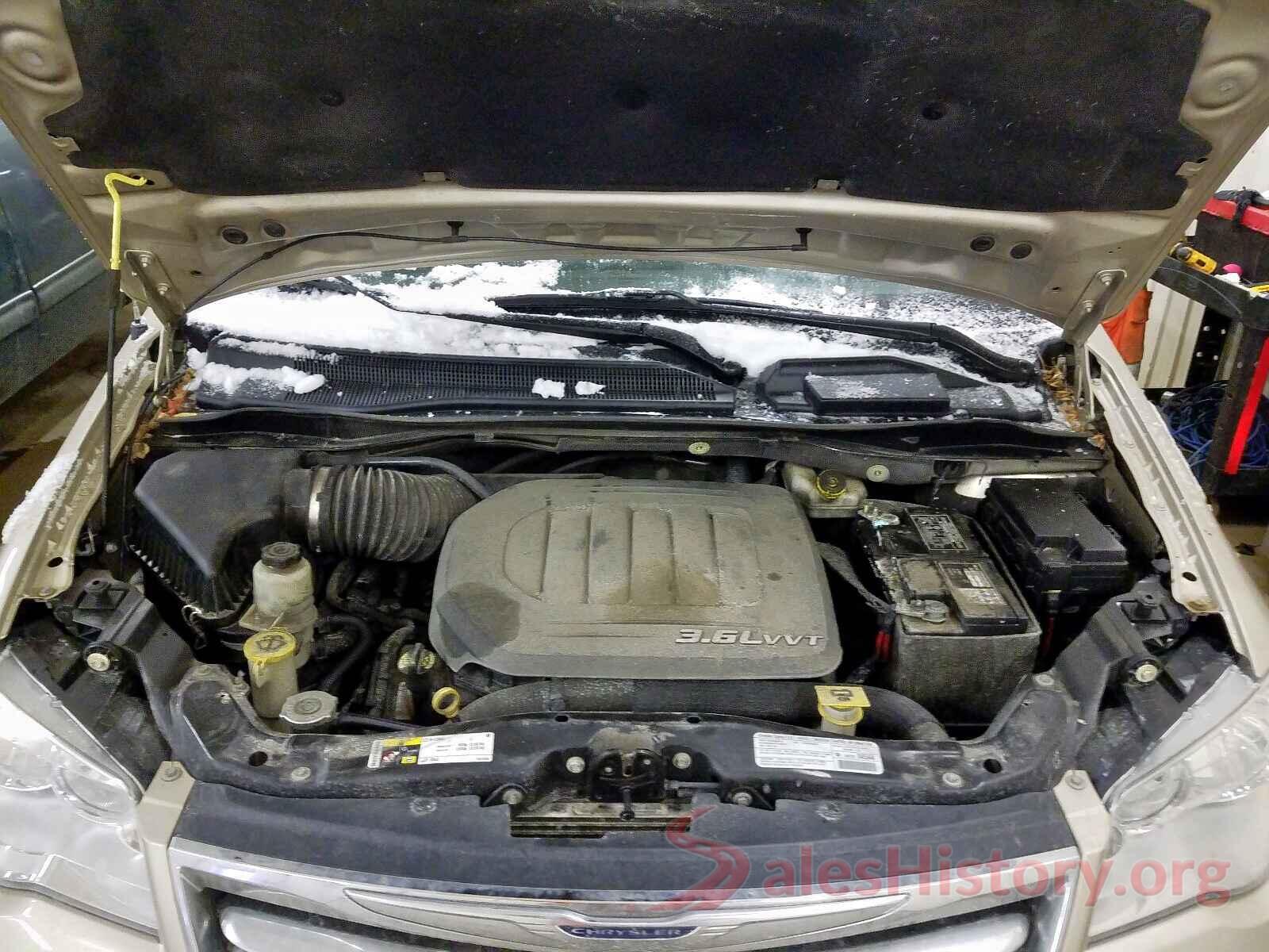 3FA6P0HDXJR227765 2013 CHRYSLER MINIVAN