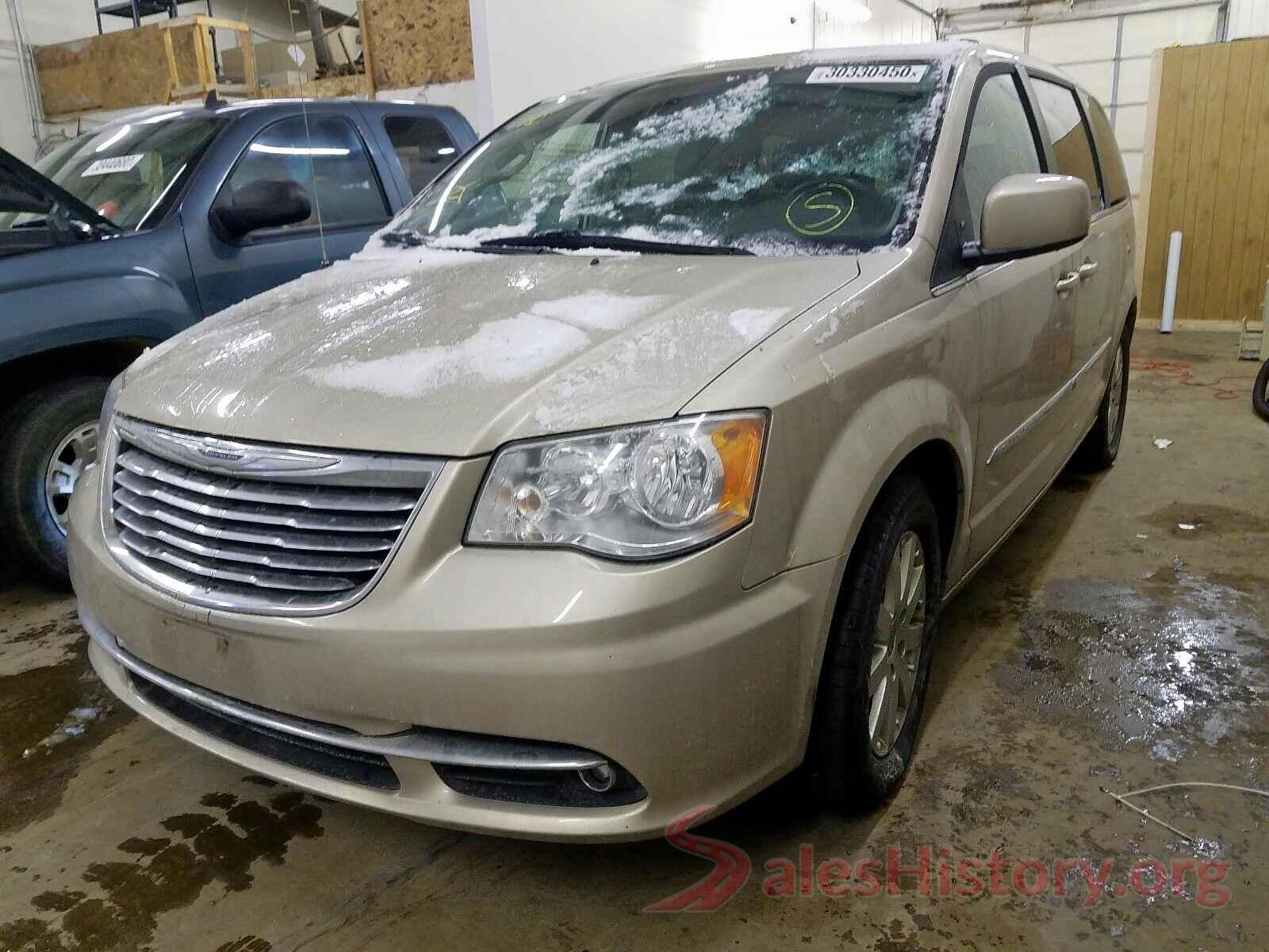 3FA6P0HDXJR227765 2013 CHRYSLER MINIVAN