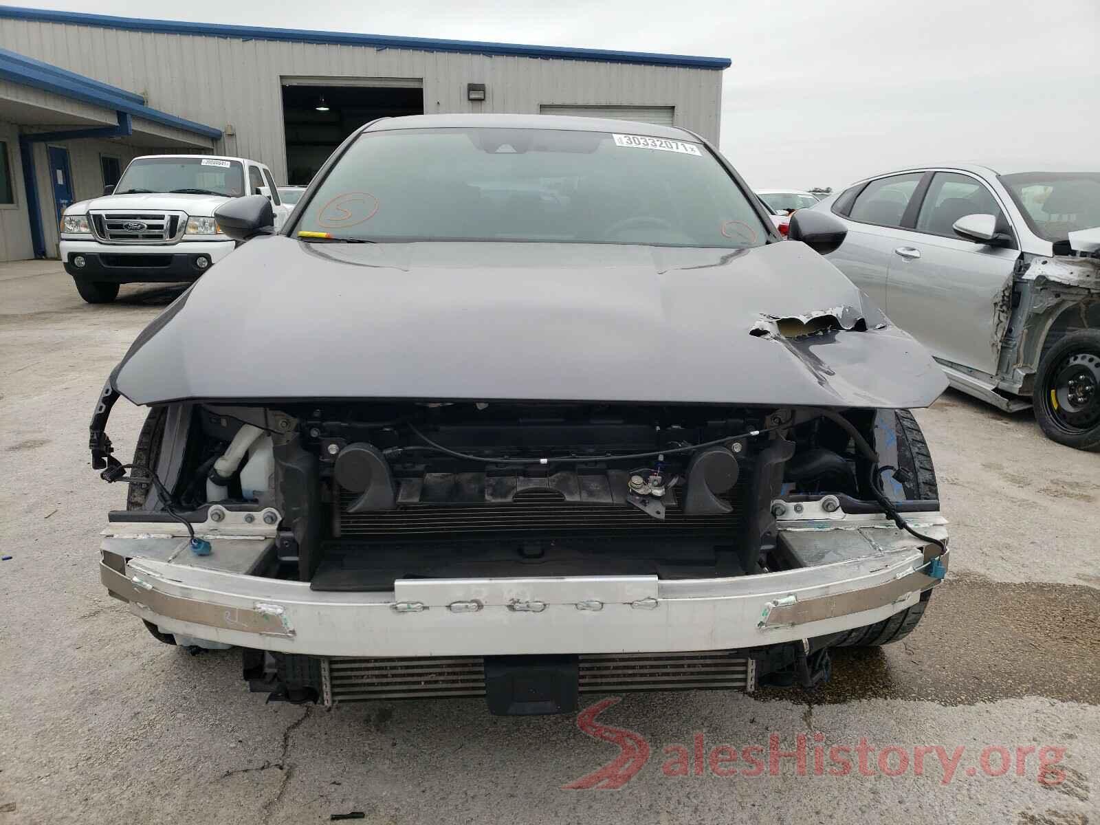 1HGCV1F3XJA136283 2018 HONDA ACCORD